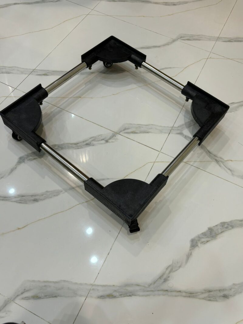 Small Customize Stand With Wheels